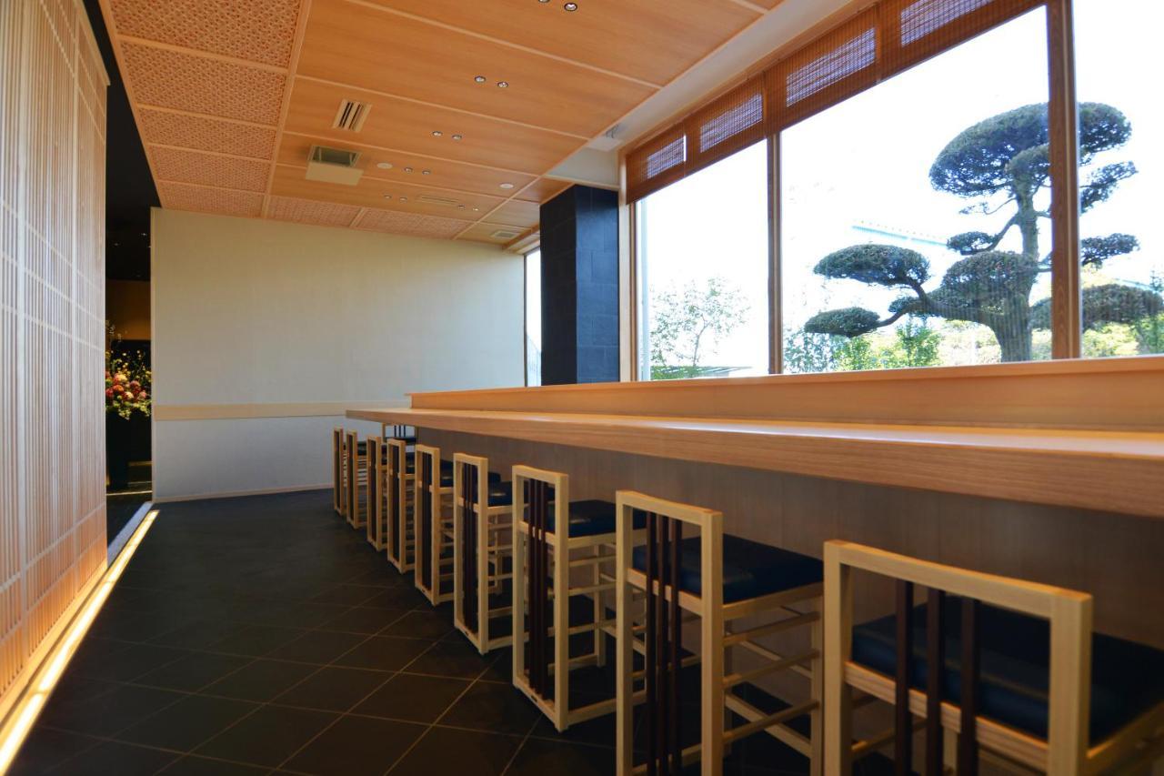 鳥居崎倶楽部 Hotel&Seafoods Kisarazu Buitenkant foto