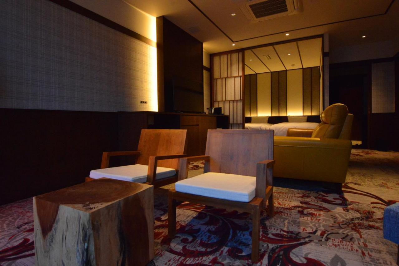 鳥居崎倶楽部 Hotel&Seafoods Kisarazu Buitenkant foto
