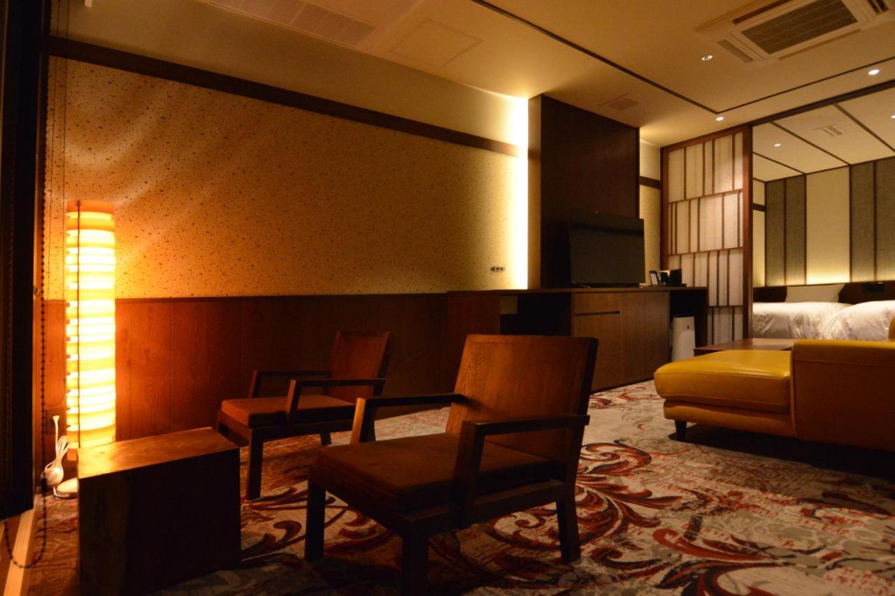 鳥居崎倶楽部 Hotel&Seafoods Kisarazu Buitenkant foto