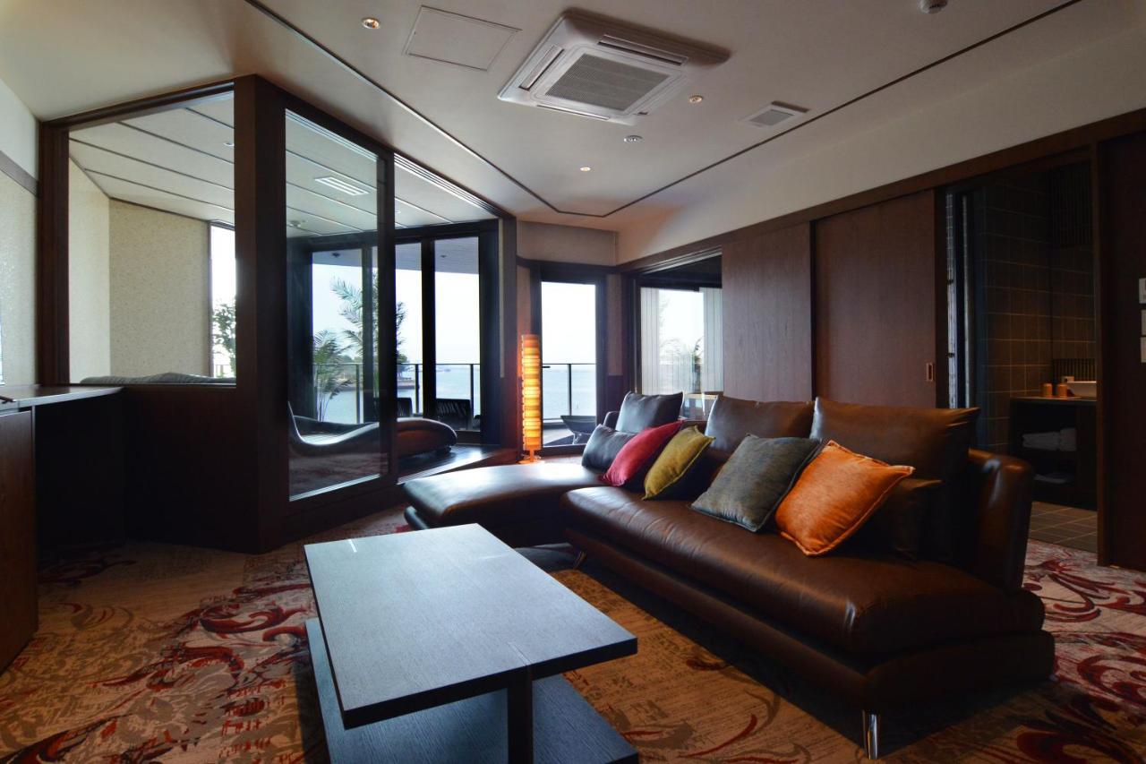鳥居崎倶楽部 Hotel&Seafoods Kisarazu Buitenkant foto