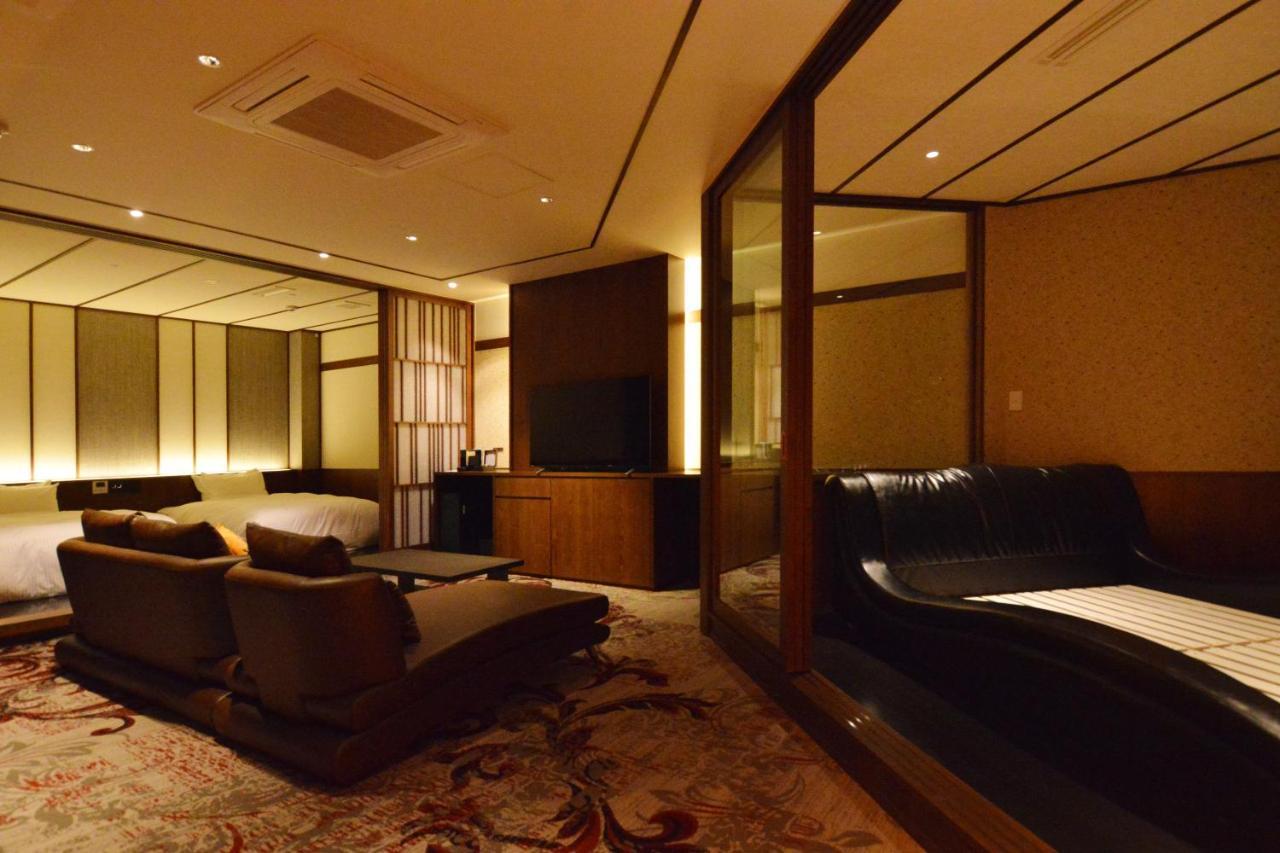 鳥居崎倶楽部 Hotel&Seafoods Kisarazu Buitenkant foto